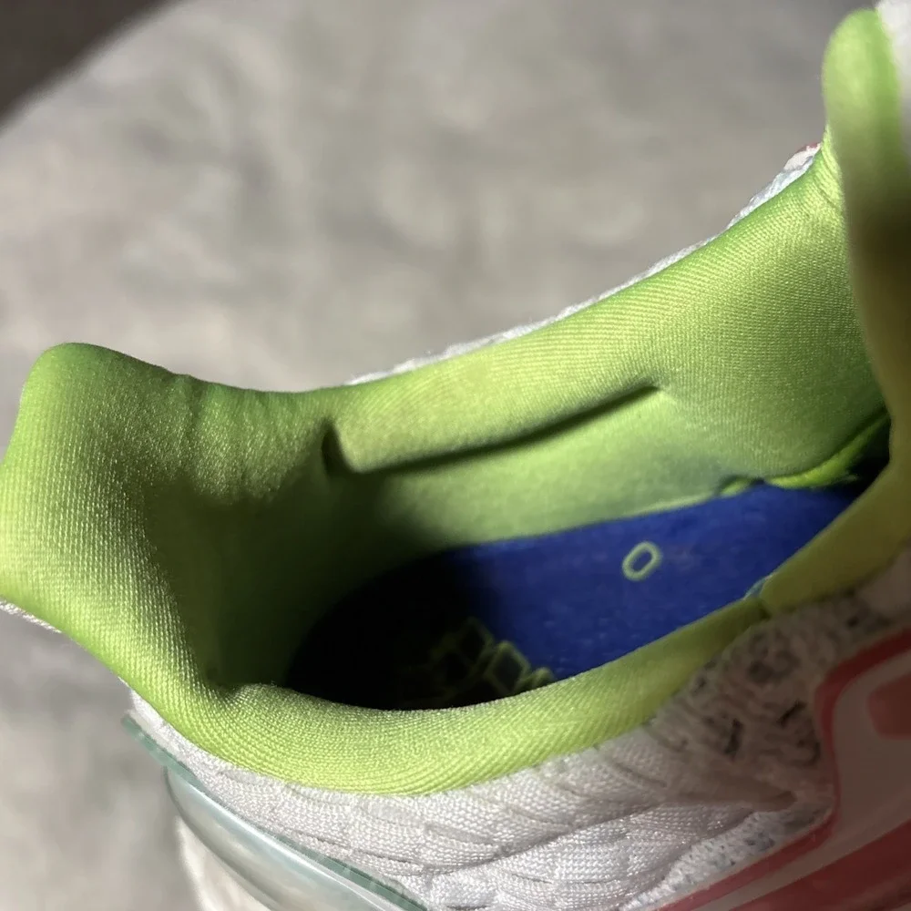 WOMEN'S ADIDAS ULTRABOOST 1.0 NEON W RUNNING‎ SHOES SIZE 7.5 WHITE PINK ID5949